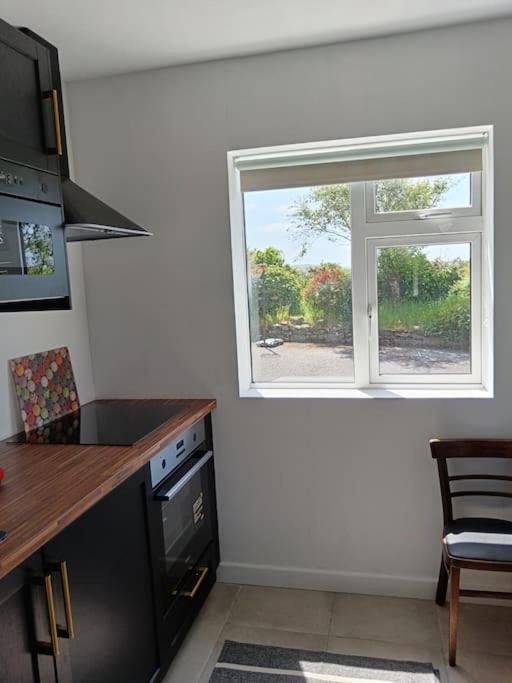 Appartement Dingle Escape -2 Bed -Sleeps 4 Extérieur photo